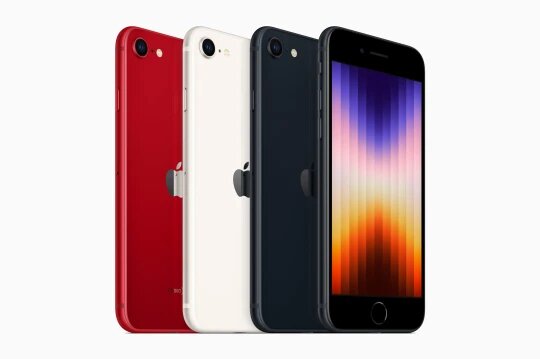 iPhone-SE-2022-2-4fcc (1) (2) إعلان Apple عن تخفيض إنتاج iPhone SE بسبب الطلب "الأضعف من المتوقع"