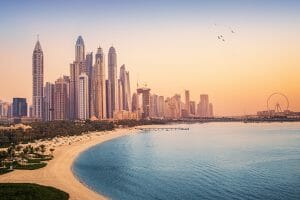 تجارة الإمارات غير النفطية ترتفع بنسبة 17٪ إلى 287 مليار دولار في النصف الأول من عام 2022