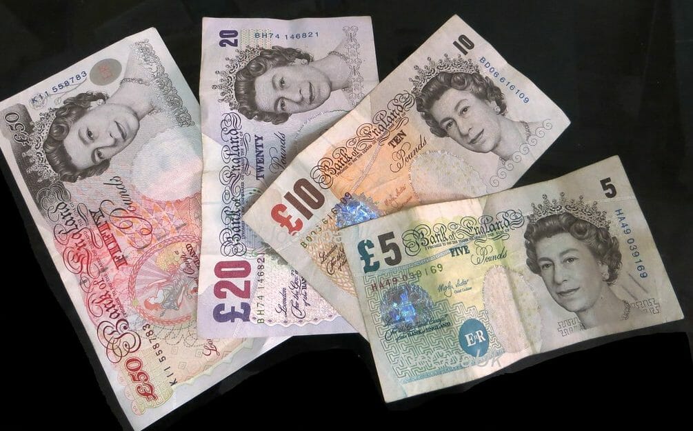 uk يمكن للبريطانيين الآن توفير 750 جنيهًا إسترلينيًا سنويًا عند اعتماد 5 أجهزة صديقة للبيئة, فما هي؟
