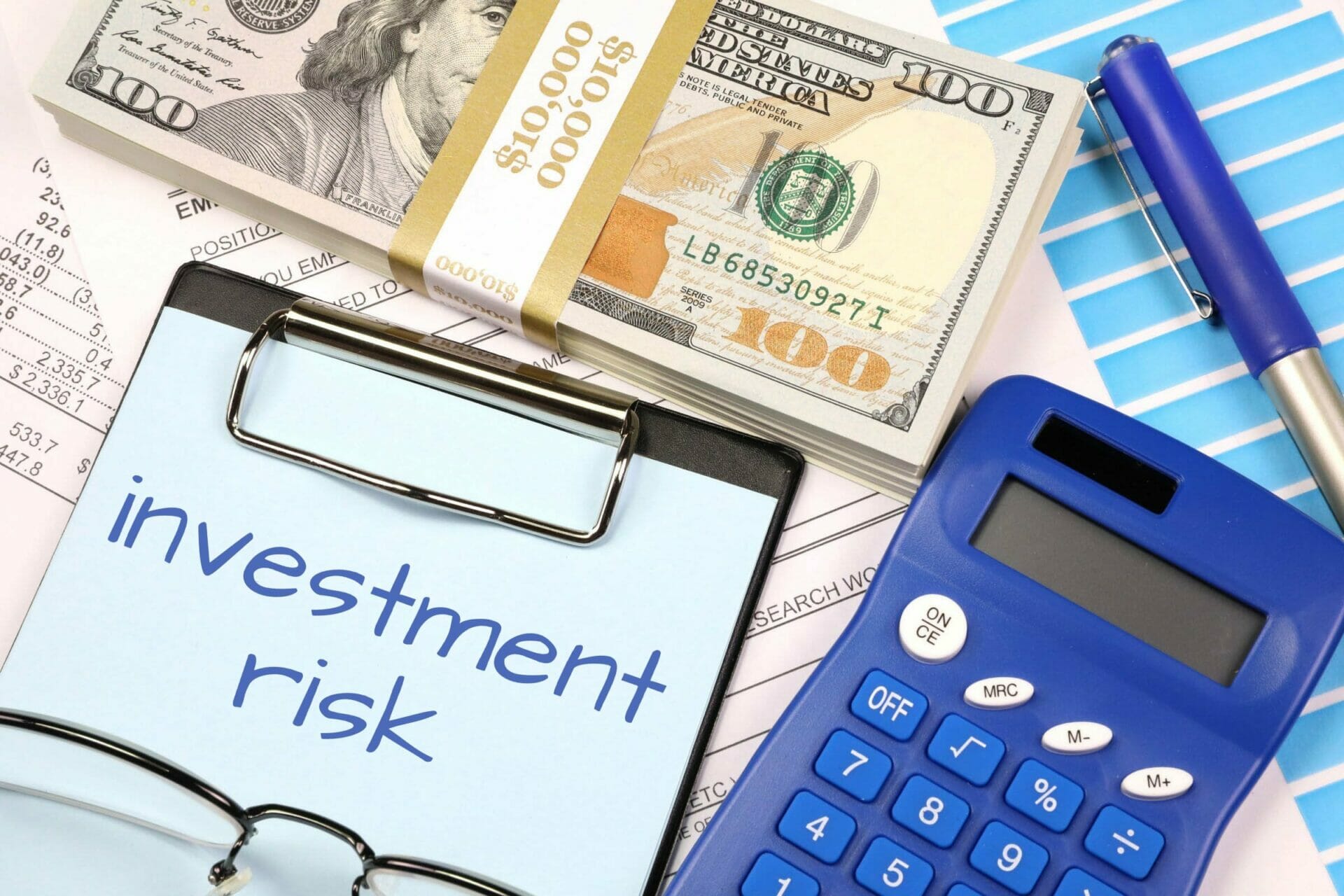 ما هي المخاطر المترتبة على خدمات إدارة المحفظة الاستثمارية؟
