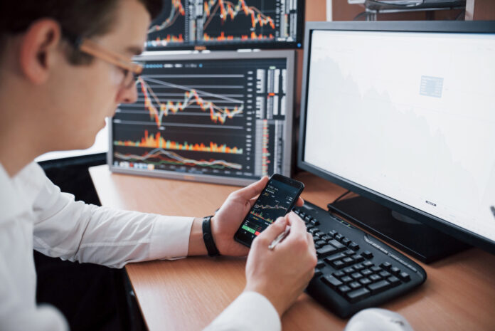 توصيات السوق الامريكي وتحليل اتجاهات الأسهم هذا العام