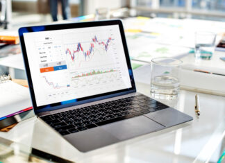 نمط المثلث المتماثل: دليل شامل للتداول وتأكيد الكسر الحقيقي نمط المثلث المتماثل: دليل شامل للتداول وتأكيد الكسر الحقيقي